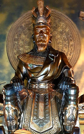 Đồng đỏ được ứng dụng trong điêu khắc, trang trí 